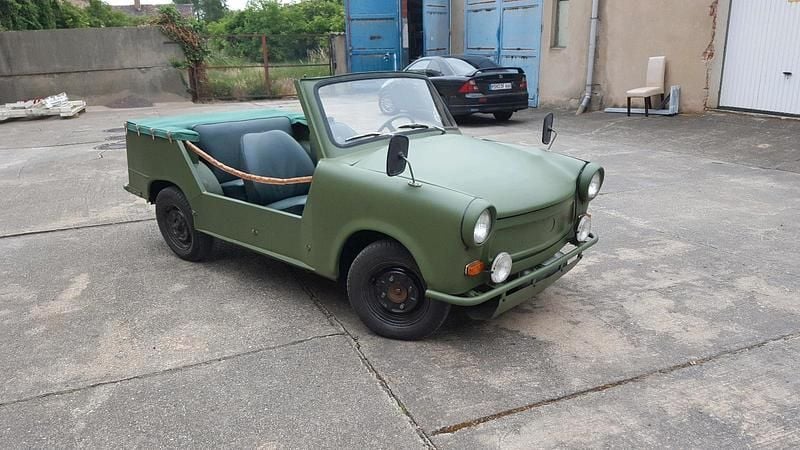 Grün Gebraucht 1989 Trabant 601 Cabrio | 14.000 € - Bild 1/4