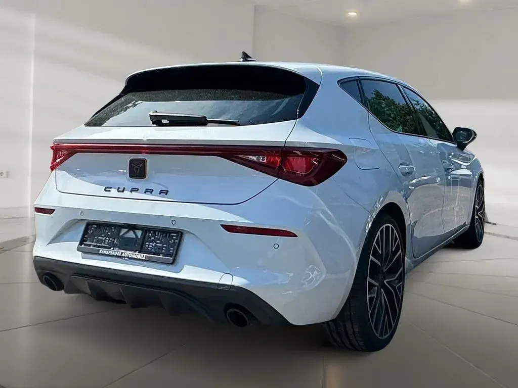 Gebraucht Cupra Leon 245 PS (180 kW) 2022 Weiß Limousine
