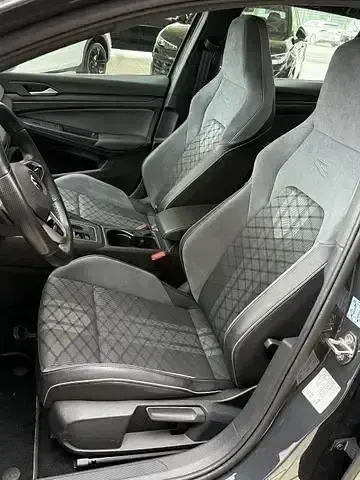 Gebraucht VW Golf VIII R-line 150 PS (110 kW) 2020 Andere Limousine