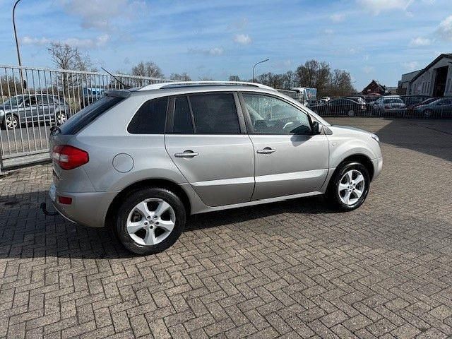 Gebraucht Renault Koleos Dynamique 171 PS (125 kW) 2008 Grau SUV