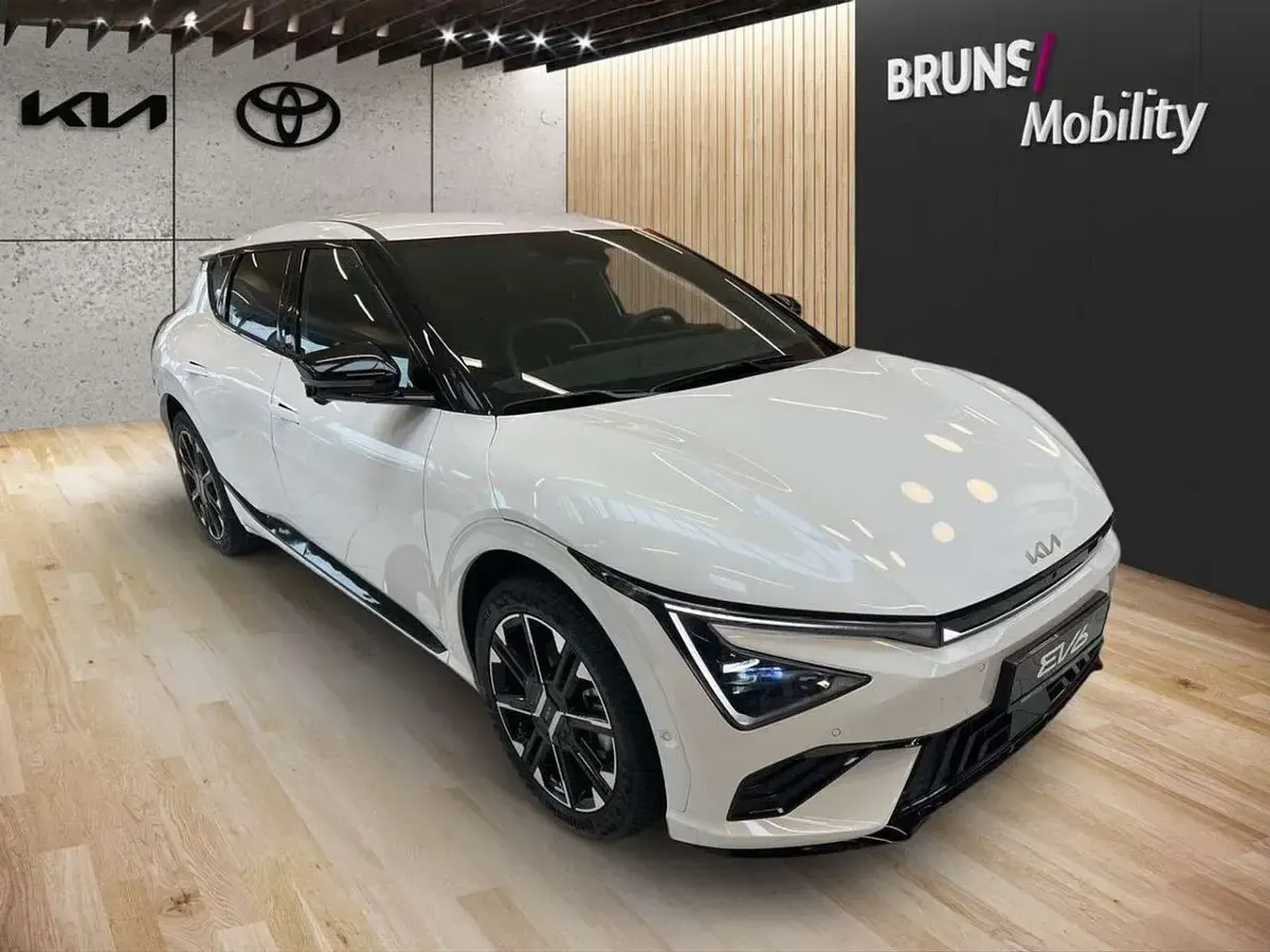Gebraucht Kia EV6 GT-Line 239 kW (325 PS) 2025 Snow white SUV