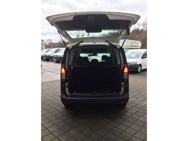 Używany VW Caddy Basis 75 KM (55 kW) 2022 Minivan