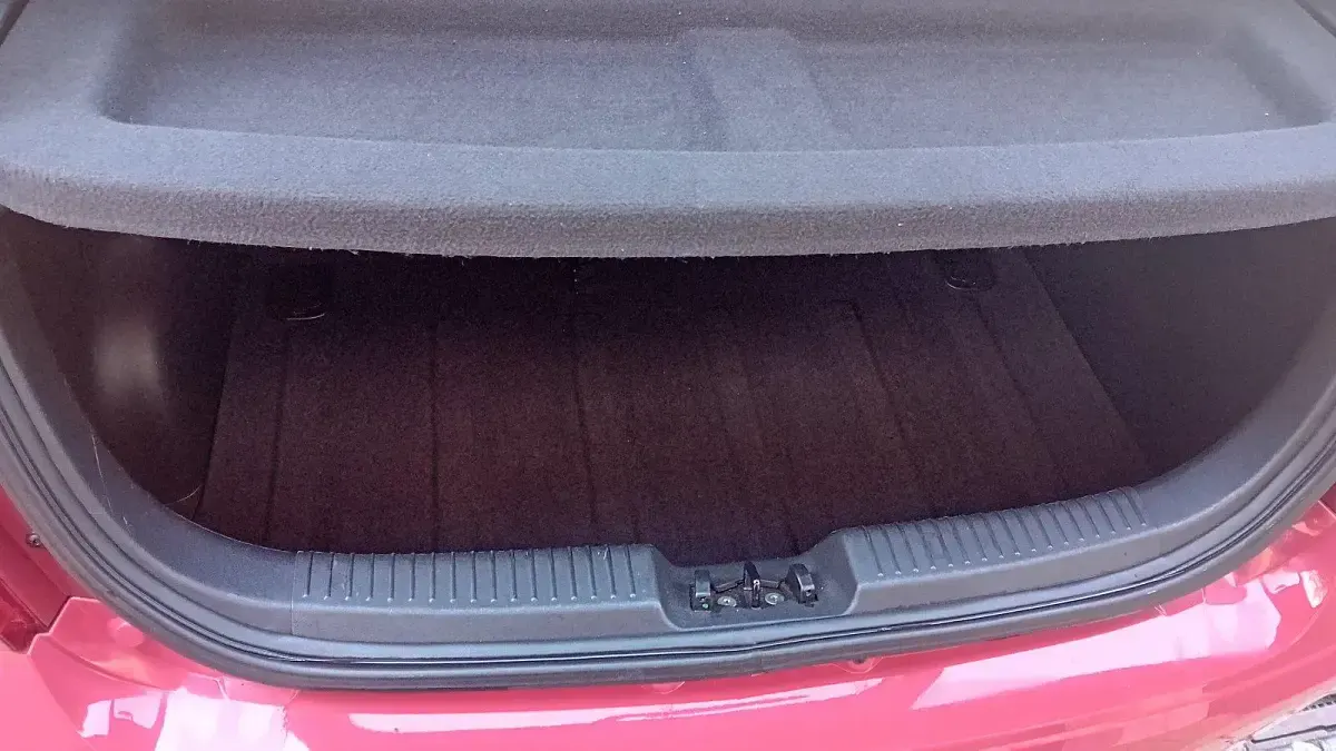 Gebraucht Hyundai i10 Classic 69 PS (50 kW) 2010 Rot Kleinwagen
