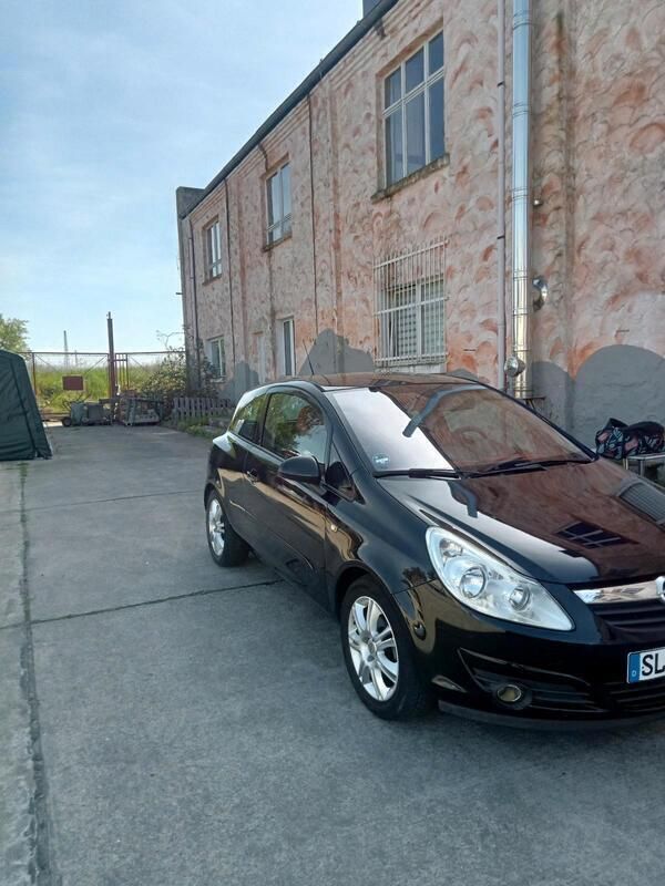 Schwarz Gebraucht 2006 Opel Corsa Kleinwagen | 1.750 € - Bild 1/4