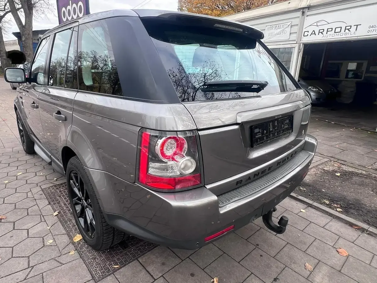 Gebraucht Land Rover Range Rover 245 PS (180 kW) 2010 Grau SUV