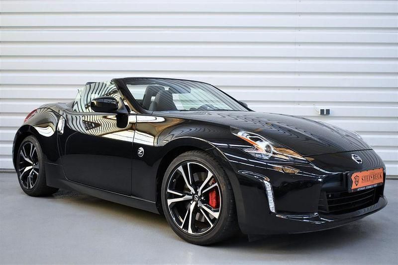 Schwarz Gebraucht 2020 Nissan 370Z Cabrio | 37.990 € (Teuer) - Bild 1/3