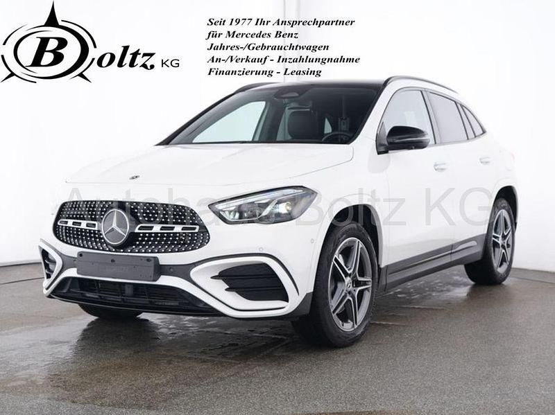Polarweiß Gebraucht 2024 Mercedes GLA250 AMG SUV | 49.800 € - Bild 1/4