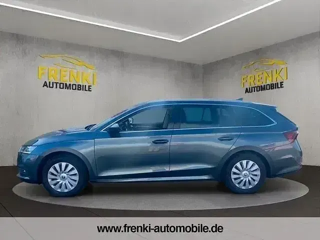 Gebraucht Skoda Octavia First Edition 150 PS (110 kW) 2020 Grau Kombi