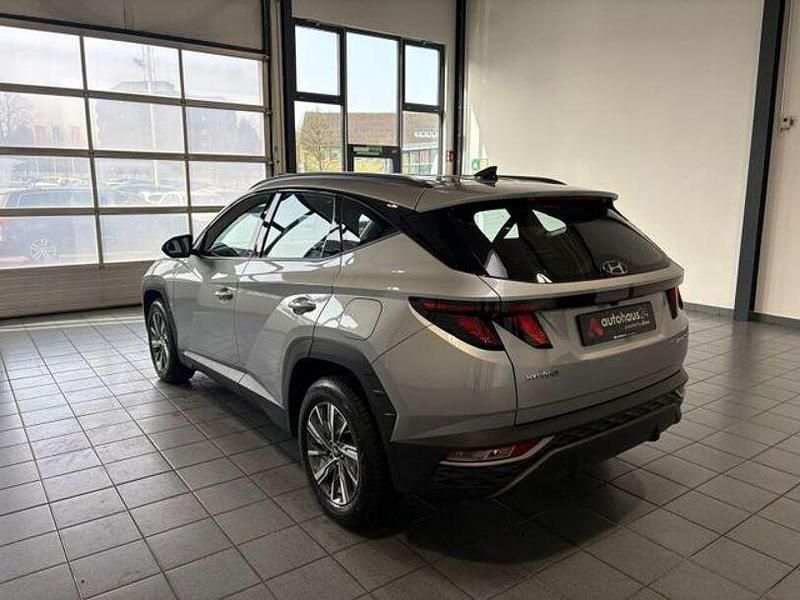 Gebraucht Hyundai Tucson Select 150 PS (110 kW) 2024 Silber SUV
