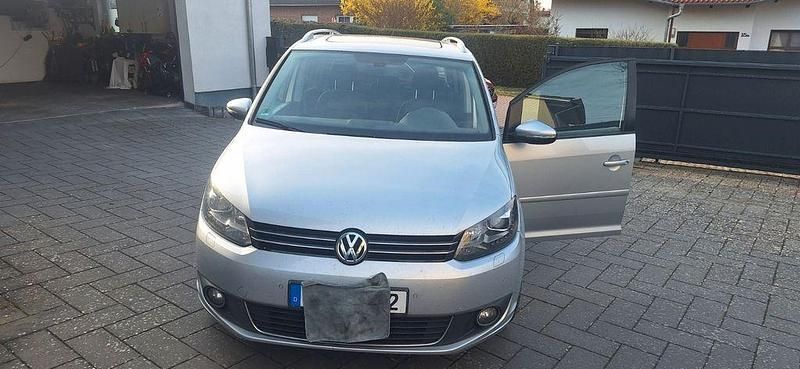 Gebraucht VW Touran Highline 170 PS (125 kW) 2011 Silber Van / Kleinbus
