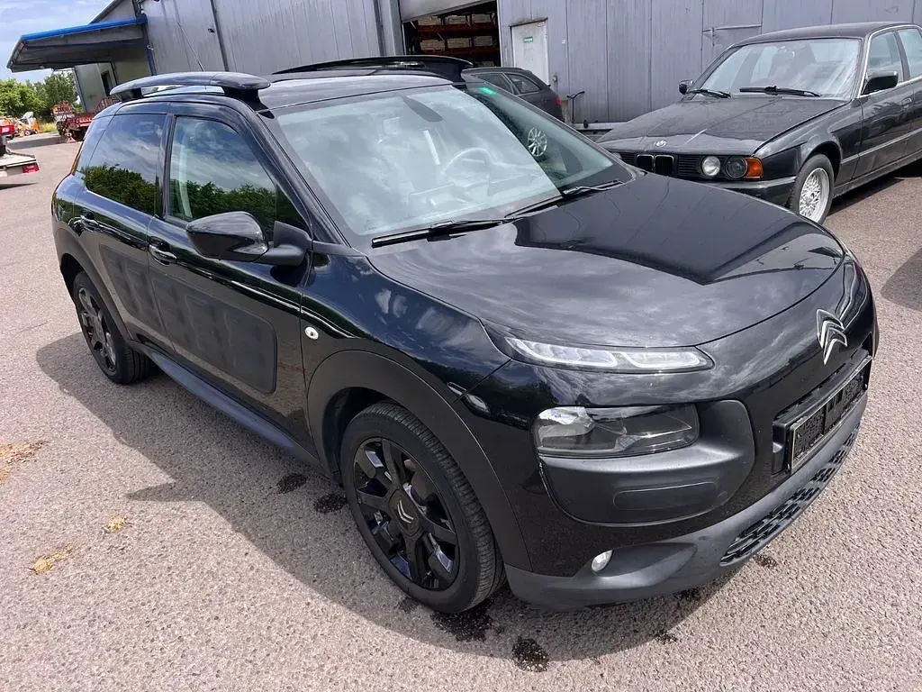 Gebraucht Citroën C4 Shine 110 PS (80 kW) 2015 Schwarz Limousine