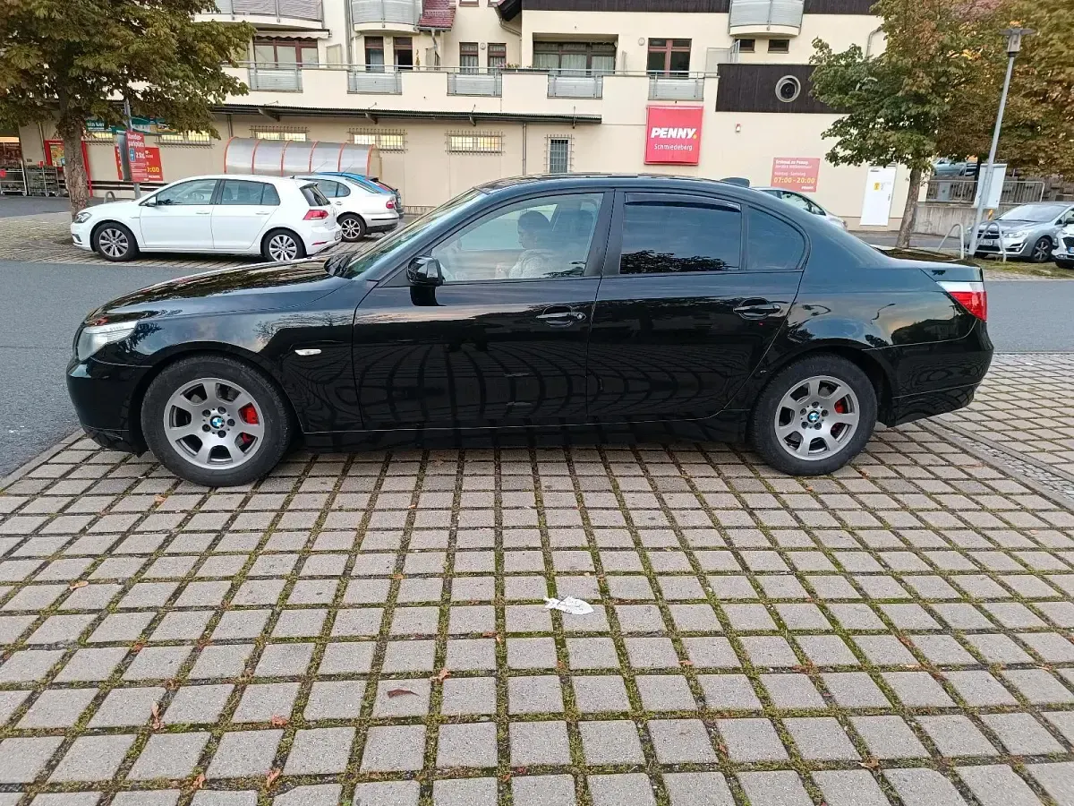 Gebraucht BMW 530 270 PS (198 kW) 2004 Schwarz Limousine