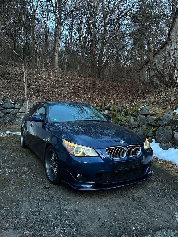 Gebraucht BMW 525 M Sport 192 PS (141 kW) 2004 Blau Limousine