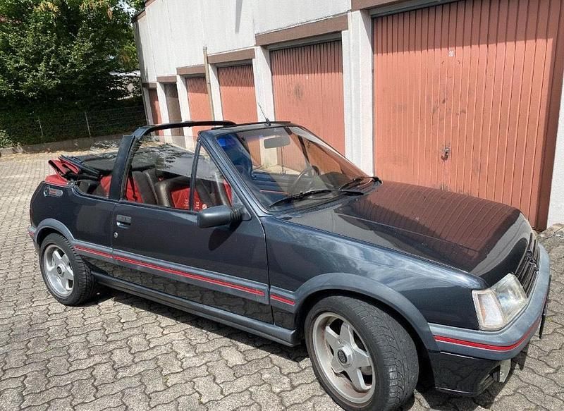 Grau Gebraucht 1983 Peugeot 205 Cabrio | 6.999 € - Bild 1/4