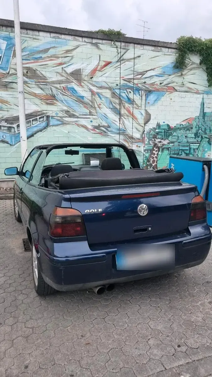 Gebraucht VW Golf 101 PS (74 kW) 2001 Blau Cabrio
