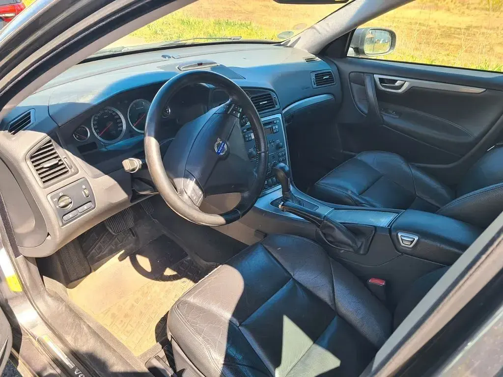 Gebraucht Volvo V70 185 PS (136 kW) 2007 Grau Kombi
