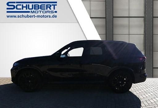 Gebraucht BMW X5 M Sport 530 PS (389 kW) 2024 Schwarz SUV