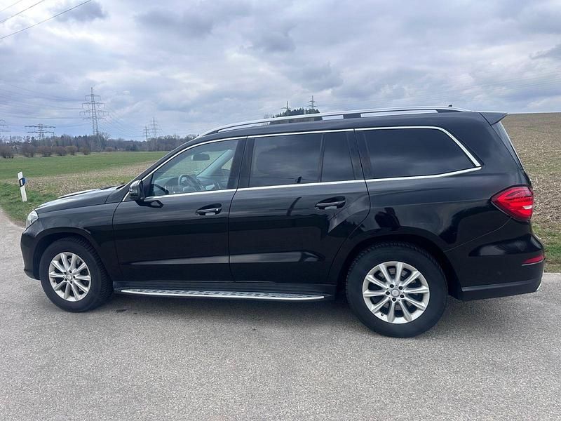 Gebraucht Mercedes GLS350 258 PS (189 kW) 2016 Schwarz SUV