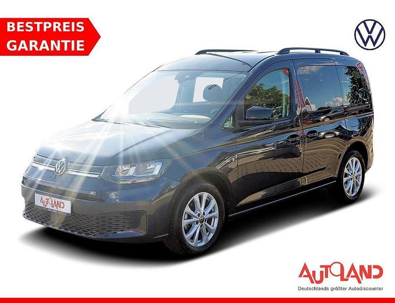 Blau Gebraucht 2023 VW Caddy Life Van / Kleinbus | 31.950 € (Teuer) - Bild 1/4