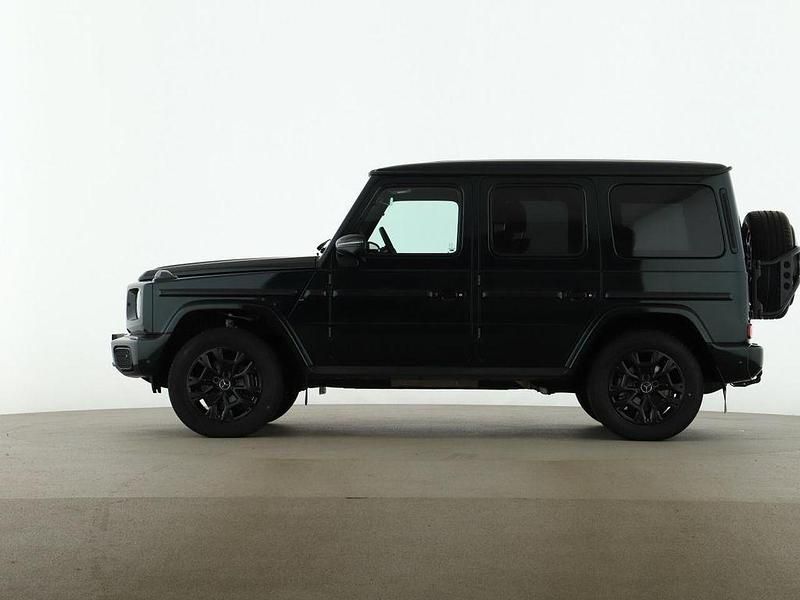 Gebraucht Mercedes G450 Night 367 PS (269 kW) 2024 Grün SUV