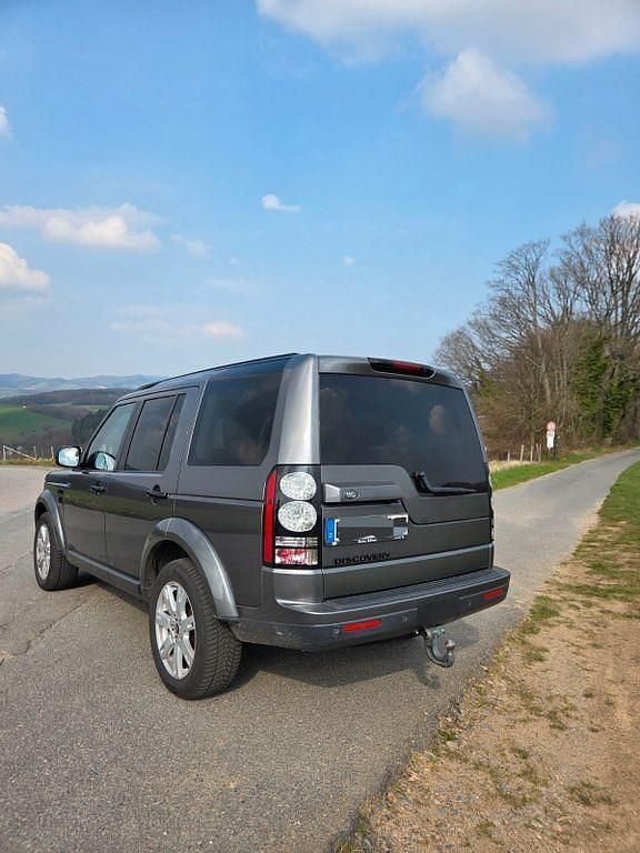 Gebraucht Land Rover Discovery 4 HSE 256 PS (188 kW) 2015 Grau SUV