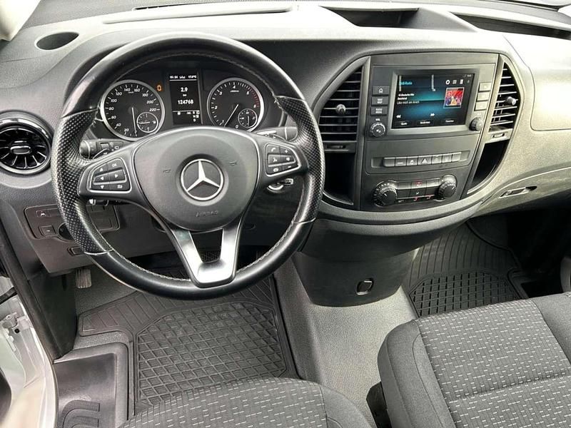 Gebraucht Mercedes Vito 190 PS (139 kW) 2021 Arktikweiß Van
