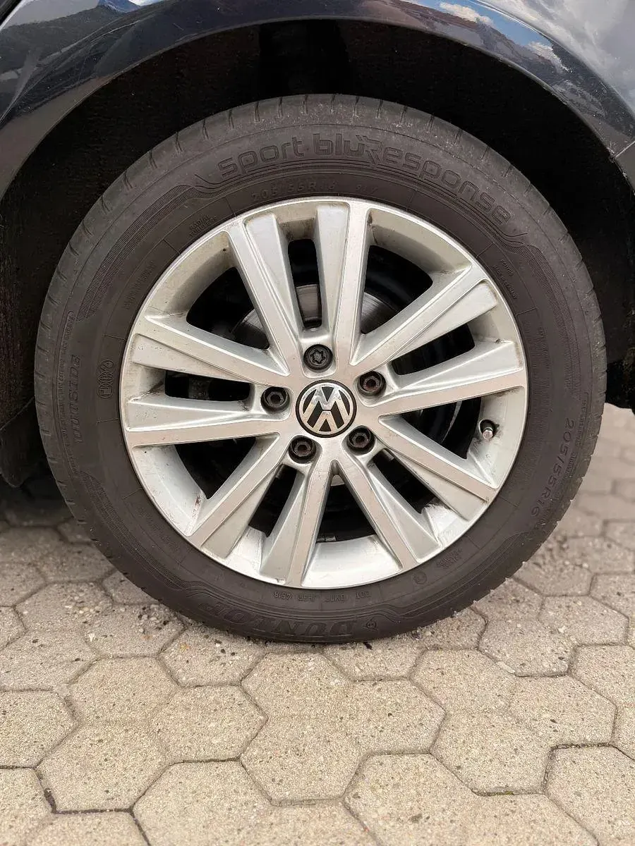 Gebraucht VW Golf Plus Cross 122 PS (89 kW) 2011 Schwarz Van / Kleinbus