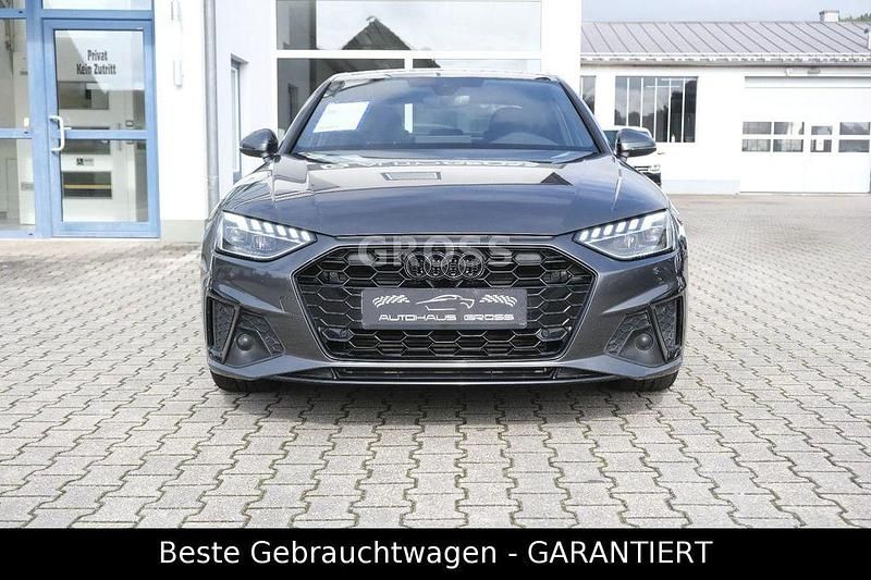 Gebraucht Audi A4 Ambiente 204 PS (150 kW) 2022 Grau Limousine