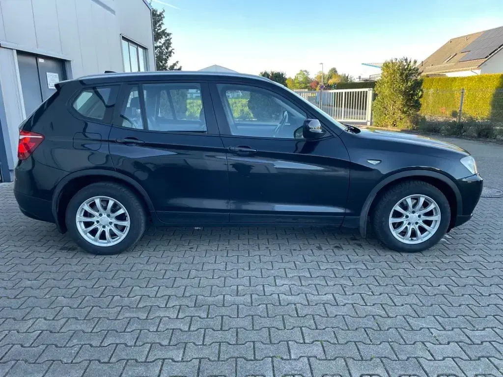 Gebraucht BMW X3 Sport Line 184 PS (135 kW) 2011 Schwarz SUV