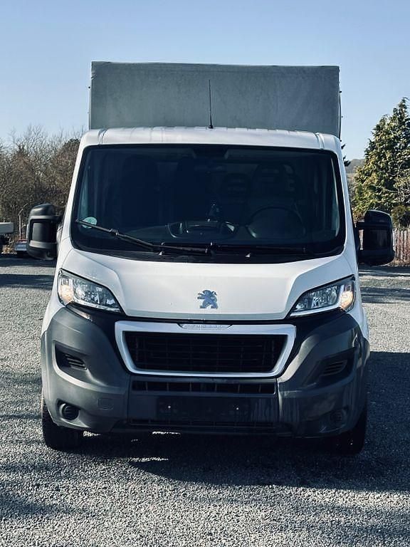 Gebraucht Peugeot Boxer 131 PS (96 kW) 2015 Weiß Van