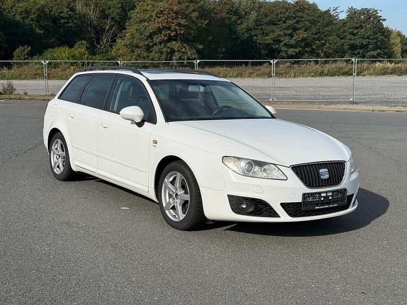 Weiß Gebraucht 2010 Seat Exeo Kombi | 4.999 € (Fairer Preis) - Bild 1/4