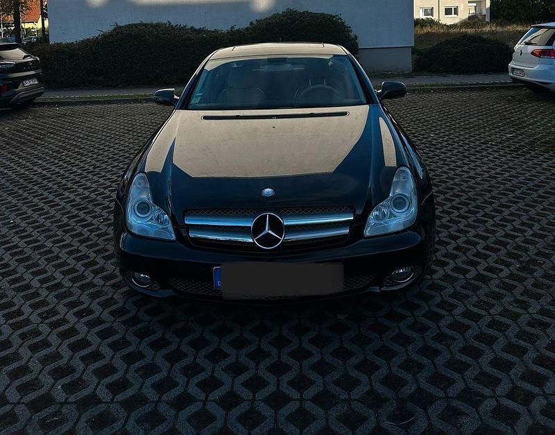 Schwarz Gebraucht 2009 Mercedes CLS280 Limousine | 9.900 € (Guter Preis) - Bild 1/4