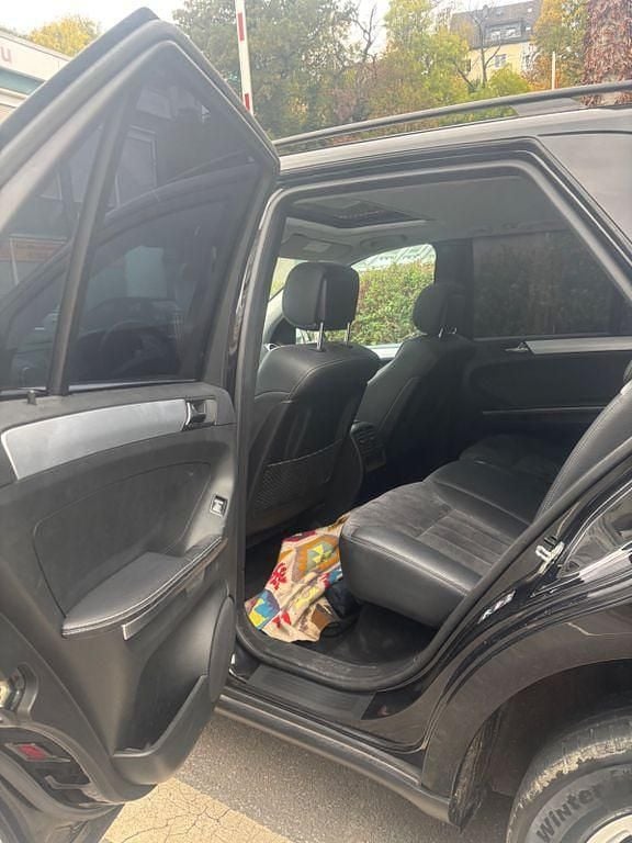 Gebraucht Mercedes ML350 272 PS (200 kW) 2007 Schwarz SUV