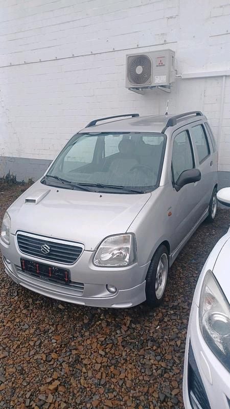 Silber Gebraucht 2003 Suzuki Wagon R+ Kleinwagen | 2.200 € - Bild 1/4