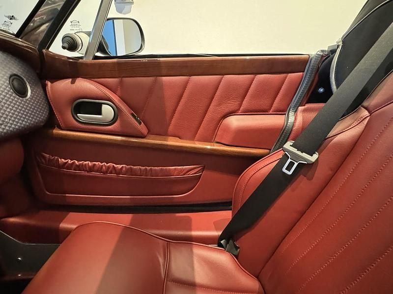 Gebraucht Morgan Aero 8 367 PS (269 kW) 2010 Aston martin meteorite silver Cabrio