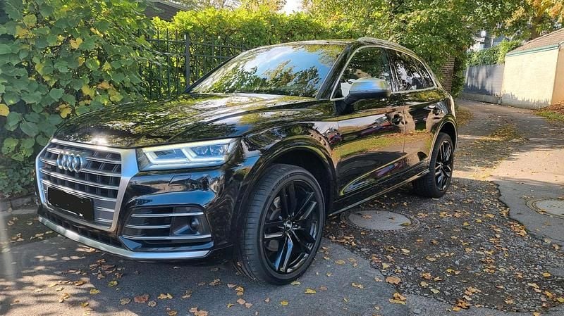 Schwarz Gebraucht 2018 Audi SQ5 Ambiente SUV | 26.900 € (Superpreis) - Bild 1/4