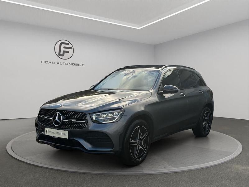 Grau Gebraucht 2022 Mercedes GLC220 AMG line SUV | 39.790 € (Fairer Preis) - Bild 1/4