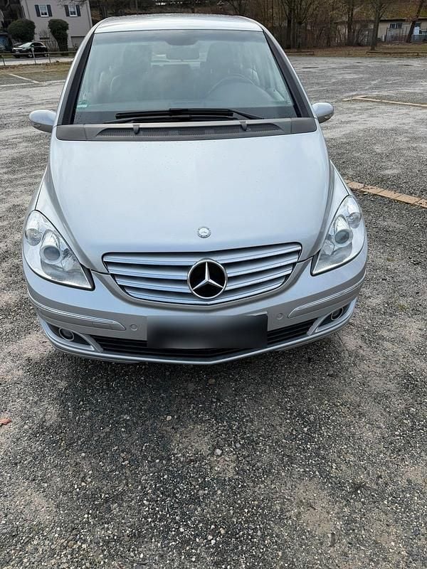 Gebraucht Mercedes E200 193 PS (141 kW) 2006 Silber Limousine