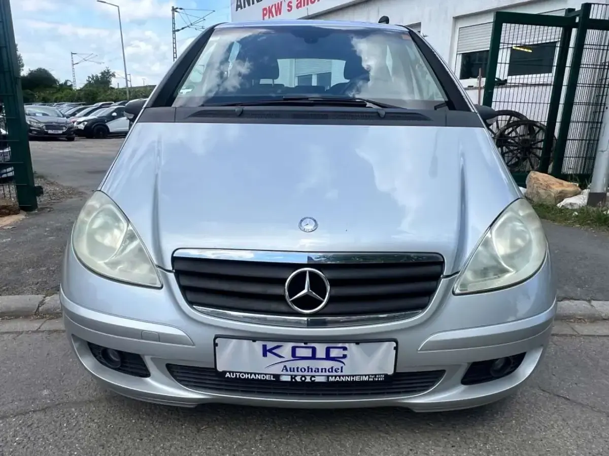 Gebraucht Mercedes A150 95 PS (69 kW) 2004 Polarsilber Kleinwagen