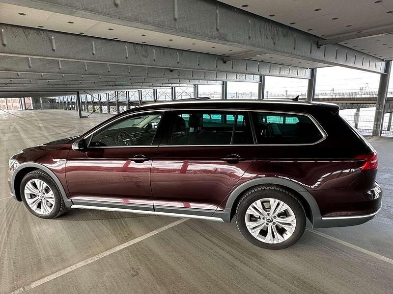 Gebraucht VW Passat Alltrack 239 PS (175 kW) 2016 Kombi