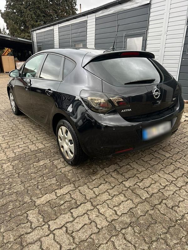 Gebraucht Opel Astra 110 PS (80 kW) 2009 Schwarz Kleinwagen