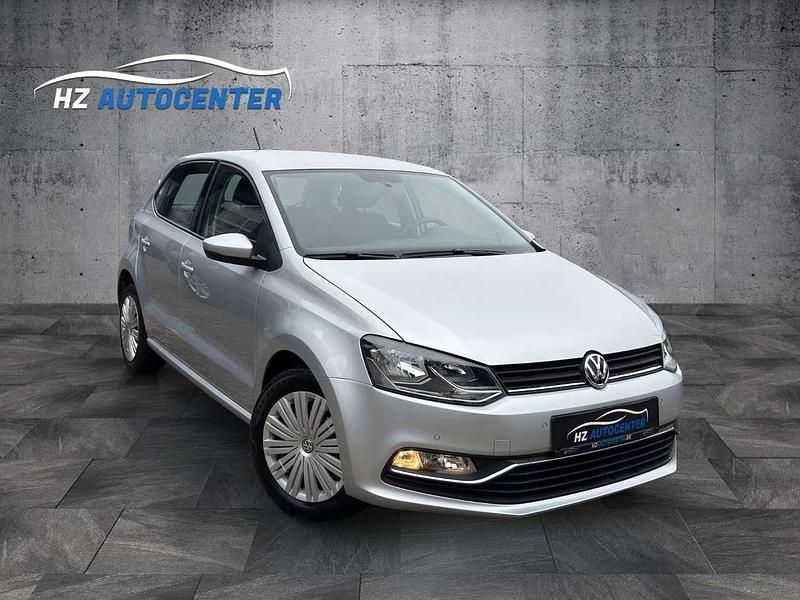 Gebraucht VW Polo Comfortline 90 PS (66 kW) 2015 Silber Kleinwagen