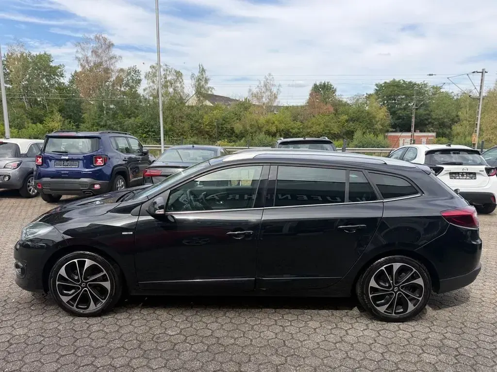 Gebraucht Renault Mégane III Bose Edition 131 PS (96 kW) 2015 Schwarz Limousine