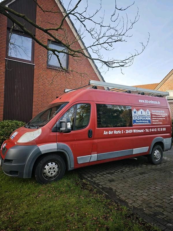 Gebraucht Peugeot Boxer 131 PS (96 kW) 2012 Rot Van