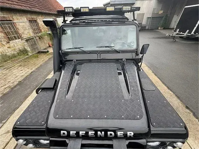 Gebraucht Land Rover Defender SE 122 PS (89 kW) 2014 Schwarz Kombi