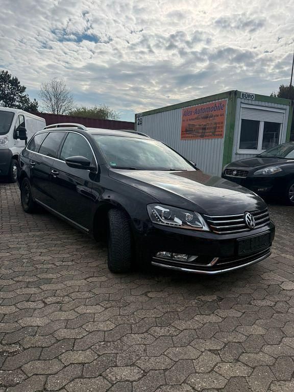 Gebraucht VW Passat 140 PS (102 kW) 2015 Schwarz Limousine