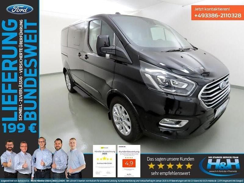 Schwarz (obsidianschwarz) Gebraucht 2023 Ford Tourneo Custom Titanium Van | 38.240 € (Guter Preis) - Bild 1/4