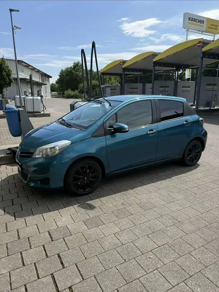Gebraucht Toyota Yaris Edition 69 PS (50 kW) 2014 Kleinwagen