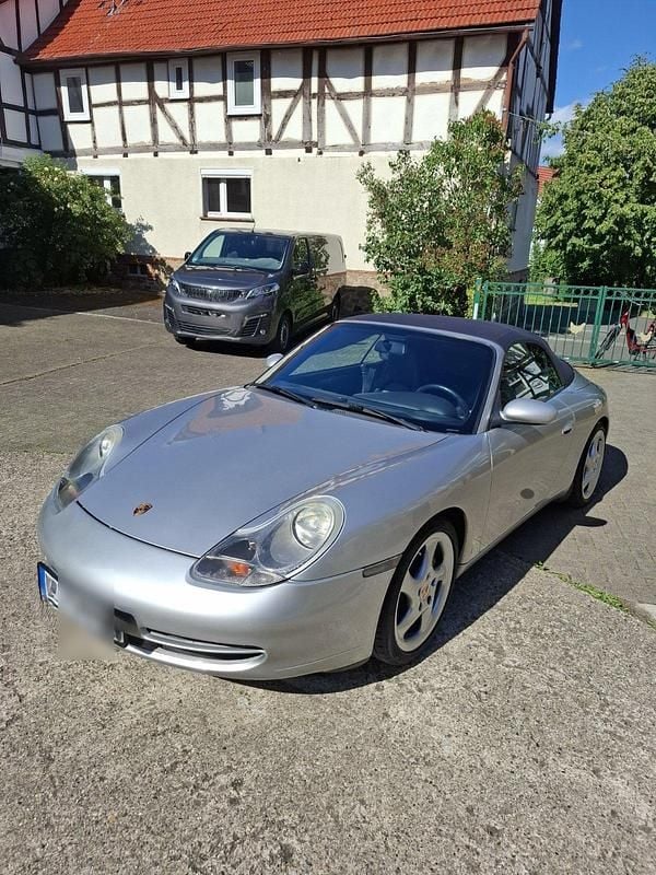 Silber Gebraucht 1999 Porsche 996 Cabrio | 27.999 € - Bild 1/4
