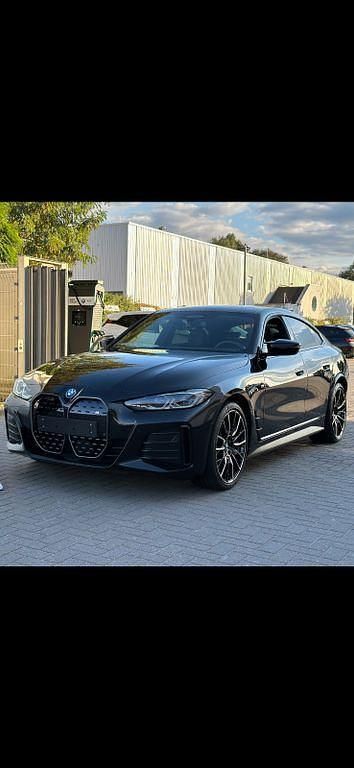 Schwarz Gebraucht 2023 BMW i4 M Sport Limousine | 49.500 € (Fairer Preis) - Bild 1/1